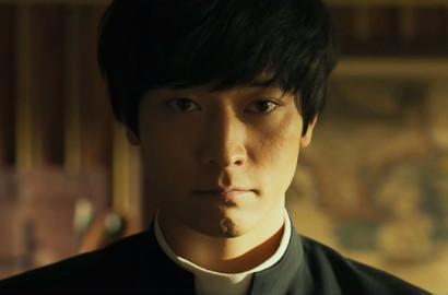 Kang Dong Won Usir Setan di Teaser Terbaru 'Black Priests'