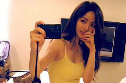 Guru Seksi Nan Cantik Se-Korsel Ini Mengajar di SMA Khusus Cowok