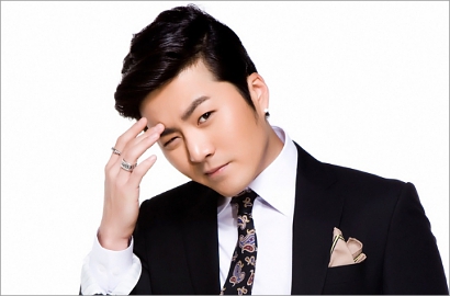 Susul Leeteuk-Kangin SuJu, Eru Jadi Bintang Tamu K Road Show Indonesia 2015