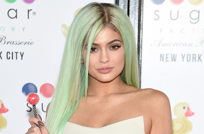 Kaya Raya, Kylie Jenner Habiskan Rp 72 Juta untuk Sewa Koki Pribadi Semalam