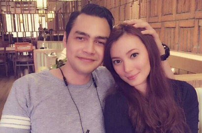 Beredar Foto Sedang Gendong Bayi, Anak Asmirandah dan Jonas Rivanno?