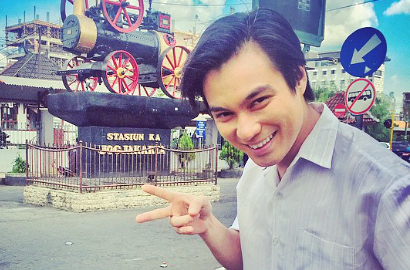 Umumkan Segera Nikah dan Fitting Baju Pernikahan, Siapa Calon Baim Wong?