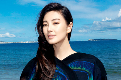 Ingin Secantik Song Hye Kyo, Aktris Tiongkok Zhang Yuqi Operasi Plastik?