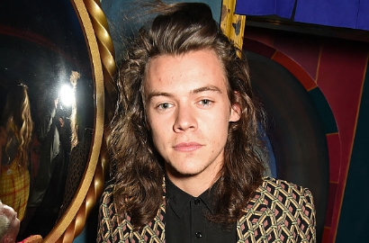 Mirip Harry Styles, Gadis Ini Bikin Heboh Fans 1D
