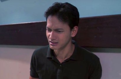 Intip Kisah Haru Fedi Nuril di Trailer Film 'Ayah Menyayangi Tanpa Akhir'