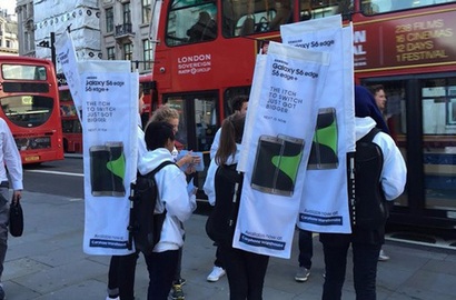 Perilisan iPhone 6s Diganggu 'Demo' Samsung di London