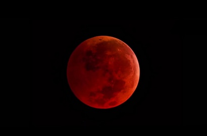 Gerhana Bulan Merah Darah (Supermoon) Akan Terjadi Malam Ini