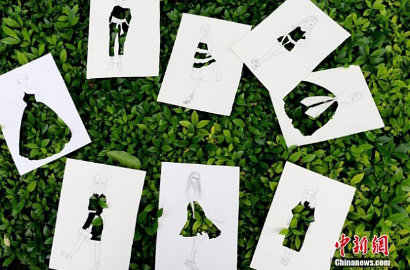 Mahasiswi Tiongkok Kreasikan 'Fashion Show' Unik dari Potongan Kertas