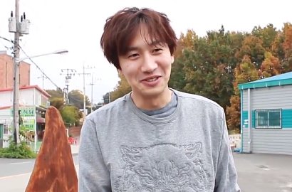 Intip Cara Kru Bikin Lee Kwang Soo Jadi Berkepala Ikan di 'Collective Invention'