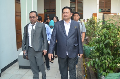 2 Kali Mangkir dari Panggilan, Polisi: Farhat Masuk Daftar Pencarian Orang