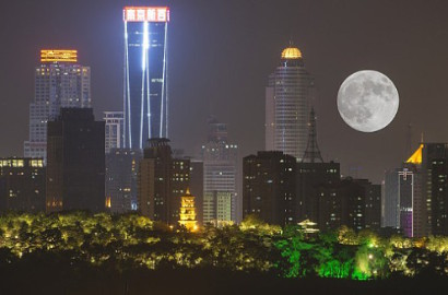 Intip Indahnya Supermoon di Tengah Festival Musim Gugur di Tiongkok