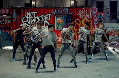 Park Jin Young Puji Member GOT7 Mampu Lakukan Koreografi Sulit di MV 'If You Do'