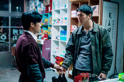 Joo Won Rela Naikkan Berat Badan Demi Syuting Film 'It's Him'