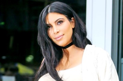 High Heels Kim Kardashian Rusak Gara-Gara Ngotot Dipakai Saat Hamil