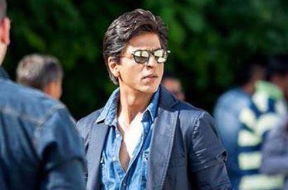 Keren, Sutradara Beri Shahrukh Khan Motor Harley Untuk Berangkat Syuting 'Dilwale'