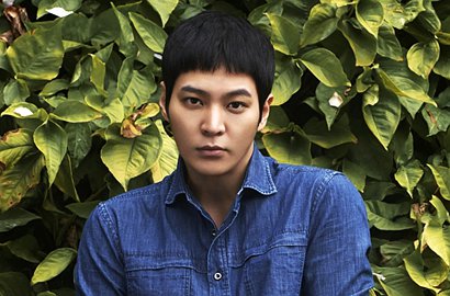 Waduh, Joo Won Diborgol di Foto Terbaru 'It's Him'