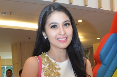 Jadi Lektris di Pernikahan Chelsea dan Glenn, Sandra Dewi Dikomentari Pastor