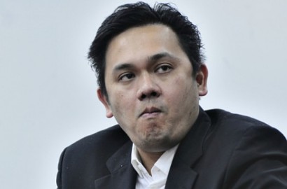 Farhat Abbas Sempat Ejek Ahmad Dhani Sebelum Resmi Jadi Tahanan Kota