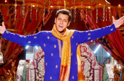 Salman Khan Hampir Kejatuhan Lampu Gantung di Trailer 'Prem Ratan Dhan Payo'
