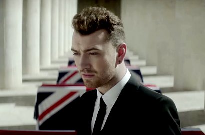 Sam Smith Misterius di Teaser Video Musik 'Writing's On The Wall'
