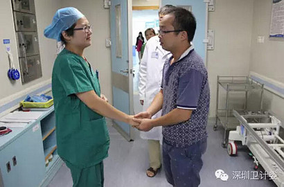 Menyusui Bayi yang Dioperasi, Perawat Ini Bikin Netter Tersentuh