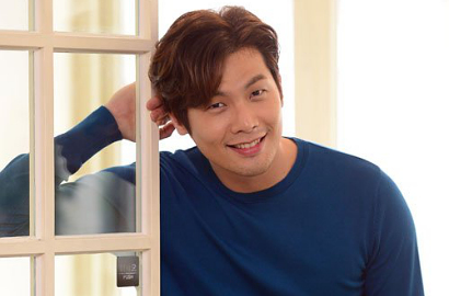Choi Daniel 'School 2013' Diam-Diam Sudah Masuk Wajib Militer