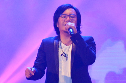Bawakan Lagu Milik Tulus, Ari Lasso Mencabik Hati Penonton 'Dua Ruang'
