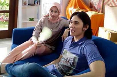 Pakai Baju Pengantin, Laudya Cynthia Bella-Vino Bastian Serasi di Foto 'Talak Tiga'