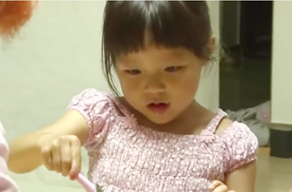 Ini Jawaban Sarang Saat Ditanya Ketampanan GD di 'Superman Is Back'