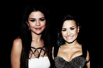 Tak Lagi Sahabatan, Selena Gomez dan Demi Lovato Bakal Manggung Bareng?