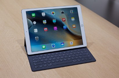Asyik, iPad Pro dan Smart Keyboard Bakal Mendarat di Pasaran pada November