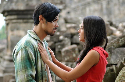 Bintangi 'Aach...Aku Jatuh Cinta', Pevita Pearce Kagumi Chico Jericho