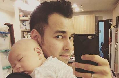 Rafathar Akhirnya Tampil Perdana di 'DahSyat', Fans Ramai Bikin Pantun Kocak