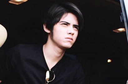 Biasa Tampil Ganteng, Begini Wajah Aliando Kalau Lagi Jelek