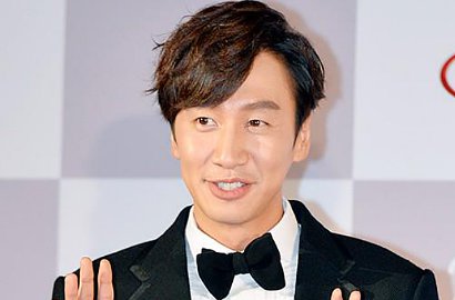 Lihat Malunya Lee Kwang Soo Jadi Rebutan Cewek-Cewek di 'Running Man'