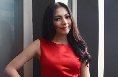 Sukses Move On dari Billy Syahputra, Kezia Karamoy Pamer Foto Pacar Baru