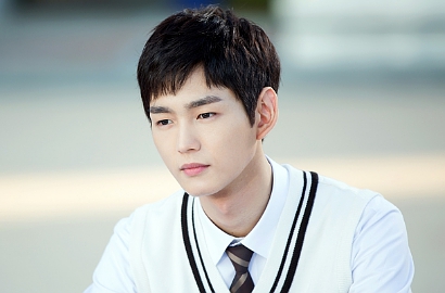 Perankan Kim Yeol di 'Cheer Up', Lee Won Geun Sukses Bikin Cewek Klepek-Klepek