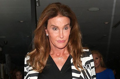 Caitlyn Jenner Pose Bareng Ibu, Lebih Cantik Mana?