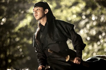 Yoo Ah In Cerita Kompleksnya Karakter Lee Bang Won di 'Six Flying Dragon'