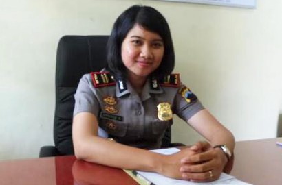 Berumur 23 Tahun, Dhayita Daneswari Jadi Kapolsek Termuda di Jawa