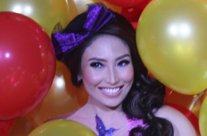 Pakai Baju Ini di !nsert Awards 2015, Ayu Dewi Dipuji Netter
