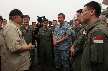Bantu Atasi Kabut Asap, Singapura Berhasil Padamkan Beberapa Titik Api