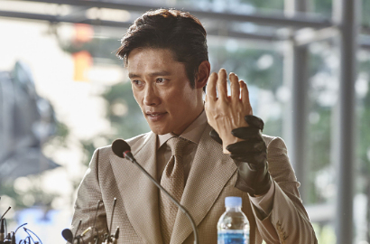 Banyak Adegan Kekerasan, 'Inside Men' Lee Byung Hun Diberi Rating Dewasa