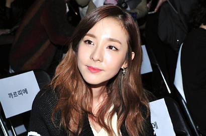 Tak Menua, Dara 2NE1 Jadi 'Vampir' di Seoul Fashion Week 2015