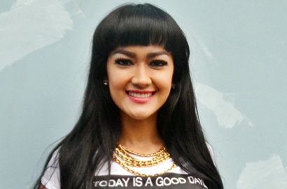 Ikuti Raffi Ahmad, Julia Perez Ikut Bisnis Clothing Bareng Jessica Iskandar