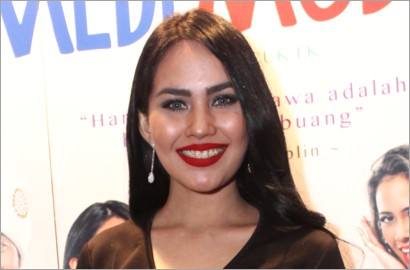 Kedekatan Kartika Putri dan Anak Angkatnya Tuai Pujian Netter