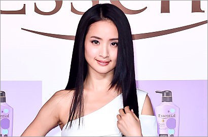 Ariel Lin 'They Kiss Again' Bikin Suami Gak Nyaman Lihat Adegan Panasnya