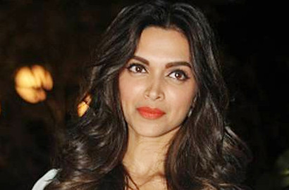 Sudah Punya Pacar, Deepika Padukone Masih Simpan Tato Nama Mantan