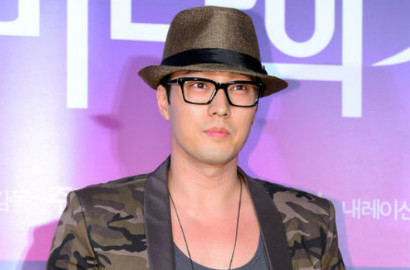 Perankan Personal Trainer Elit, So Ji Sub Keren Pakai Jas di 'Oh My Venus'