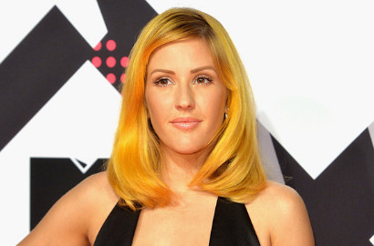 Ellie Goulding Dkk Kompak Pamer Belahan Dada di MTV EMA 2015